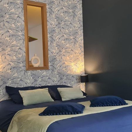 Studio 4 Personnes Aux Pieds Du Chateau De Blois Avec Experience De Dormir Sous Les Aurores Boreales Eksteriør bilde